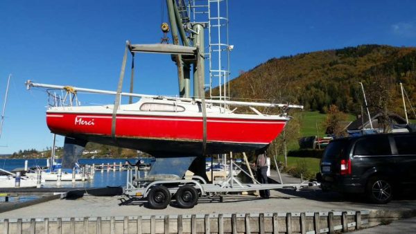 Sunbeam 22, Fixkiel, rot, segelfertig inkl E-Motor + Solaranlage