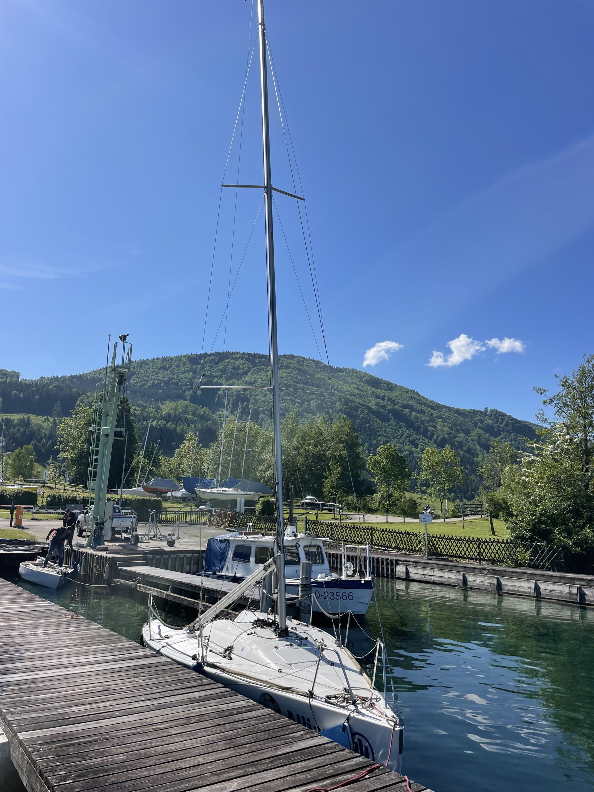 BENETEAU 25 Platu inkl. HARBECK B 1800 AL Trailer – Bild 3